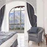 Palazzo Confalone Hotell 5*
