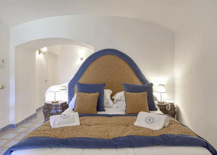 Palazzo Confalone Hotel