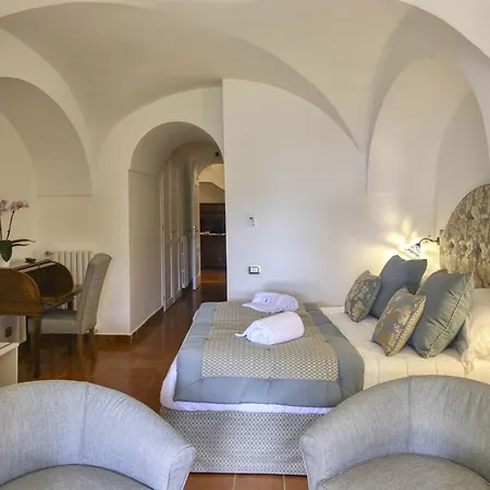 Palazzo Confalone Ravello