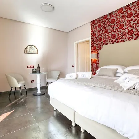 Ξενοδοχείο Palazzo Confalone 5*