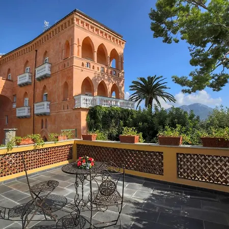 Palazzo Confalone 5* Ραβέλλο